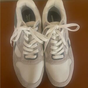 Reebok Classic White and Gray Trainers